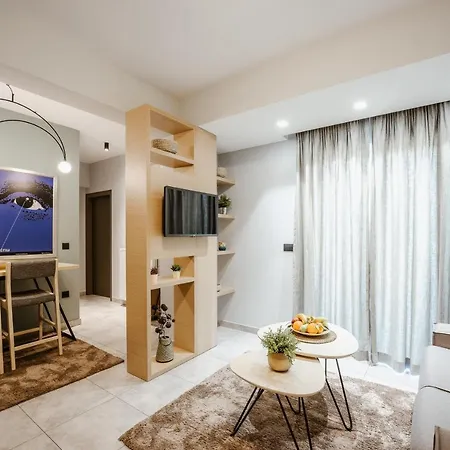 Andrew's Luxury Apartment *