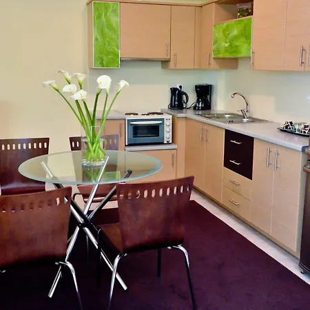 Andrew's Luxury Apartment