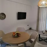شقة Andrew's Luxury نافبليو