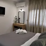 Andrew's Luxury *
