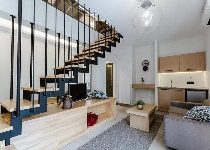 Andrew's Luxury Apartment